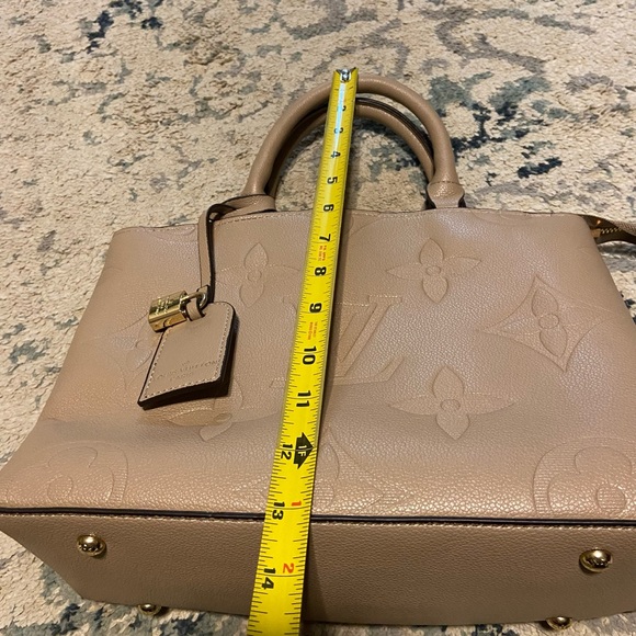 Louis Vuitton Look a Like Purse and Wallet - Picture 8 of 12